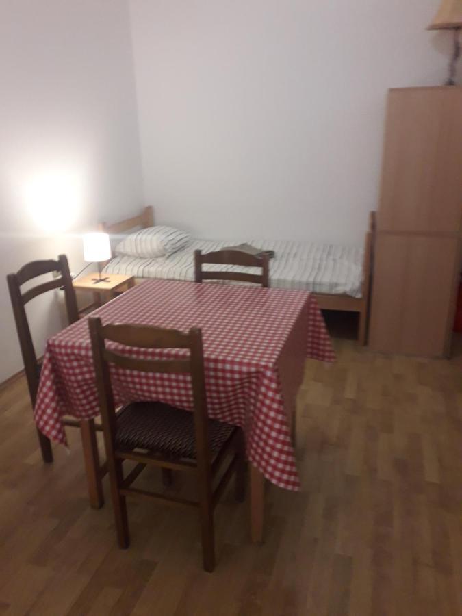 Hotel Jasmin Belgrad Zewnętrze zdjęcie